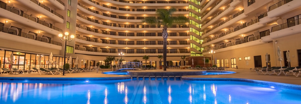 Vila Gale Marina Hotel and pool